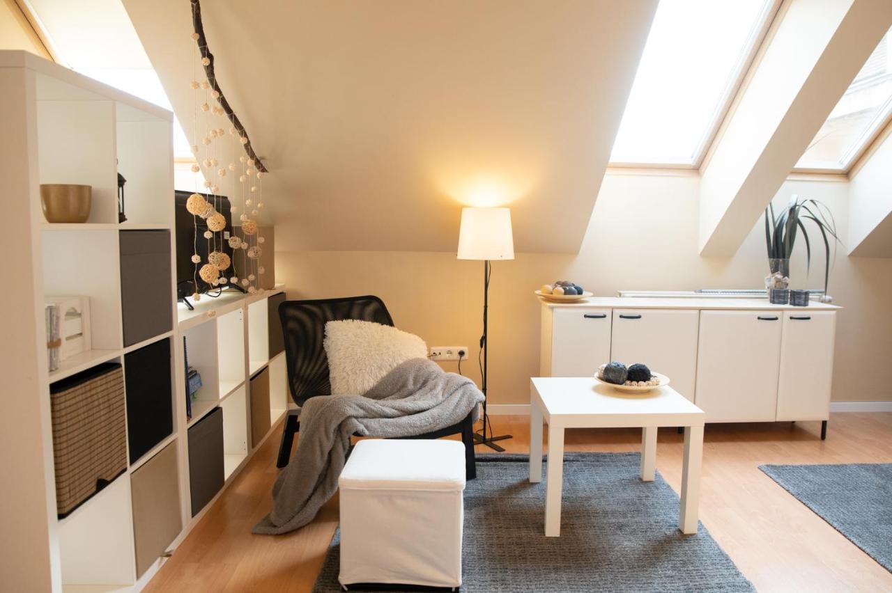 Studio 953 - Your Peace Of Mind, Ac & Parking Budapest Eksteriør billede